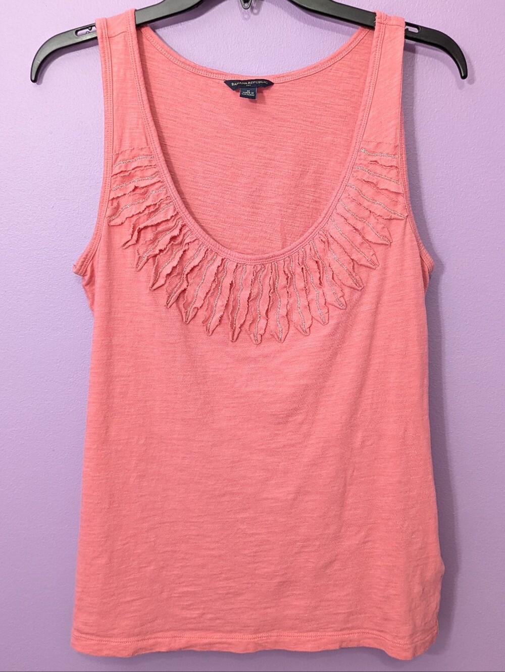 Banana Republic Medium Pink Scoop Neck Embellished Tank Top Shirt 100% Cotton